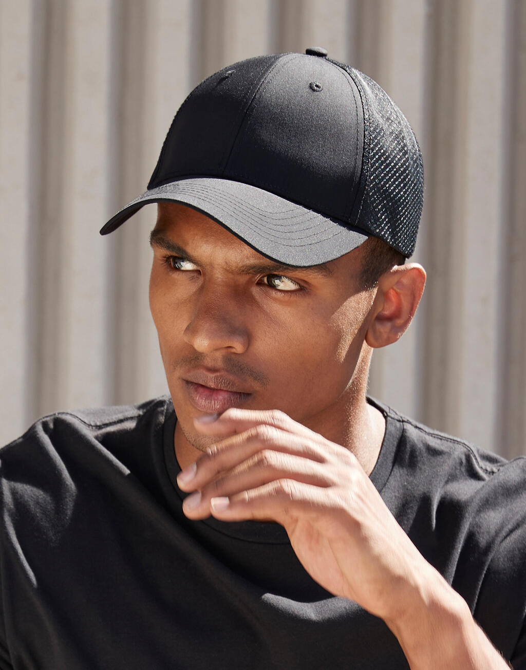 Technical Mesh Trucker - Image 2