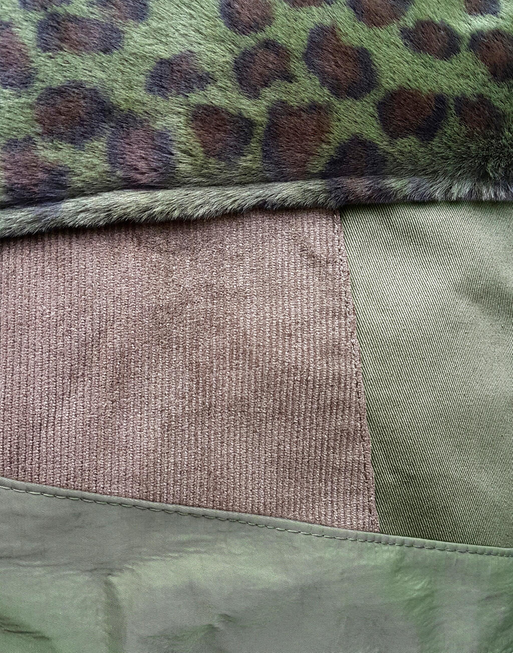 Satomi Faux Fur Shoulder Bag - Image 2