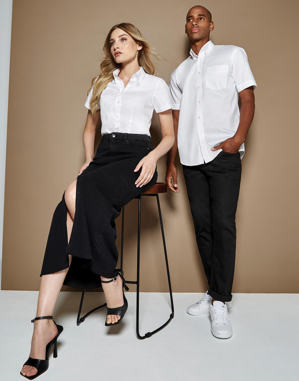 Women's Tailored Fit Premium Oxford Shirt SSL - Image 3